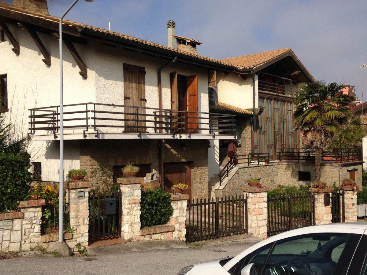 Villa Lilly Фалконара Маритима Екстериор снимка